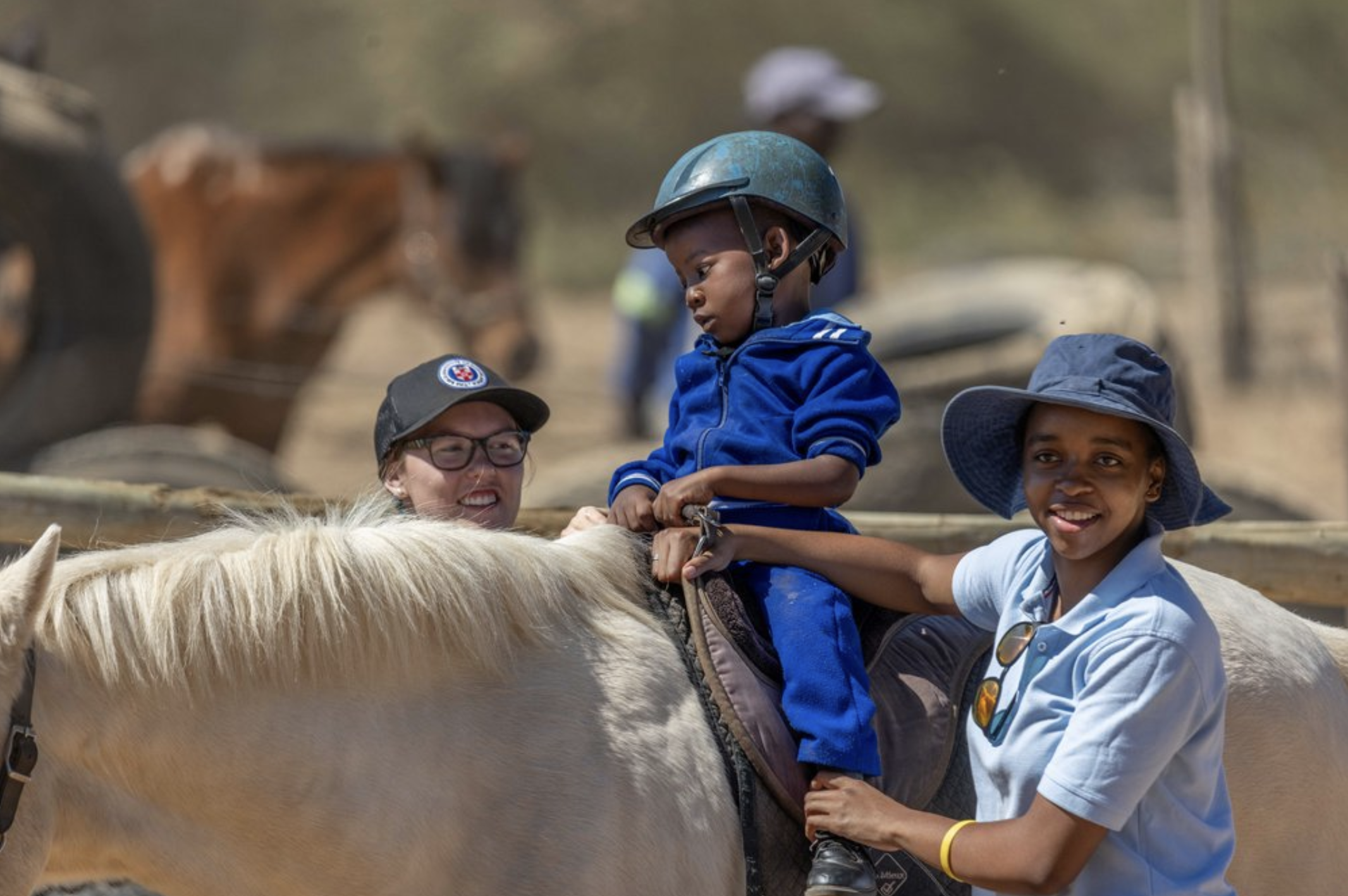 Volunteer. Healing with horses